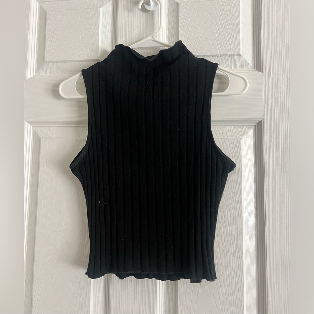 Crop tank top